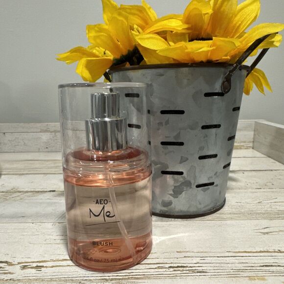 American Eagle AEO Me Blush Fragrance Perfume Body Mist 2.5 Oz *NEW*